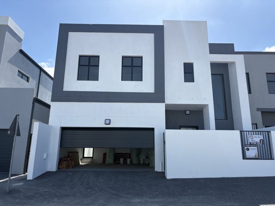4 Bedroom Property for Sale in Sandown Western Cape